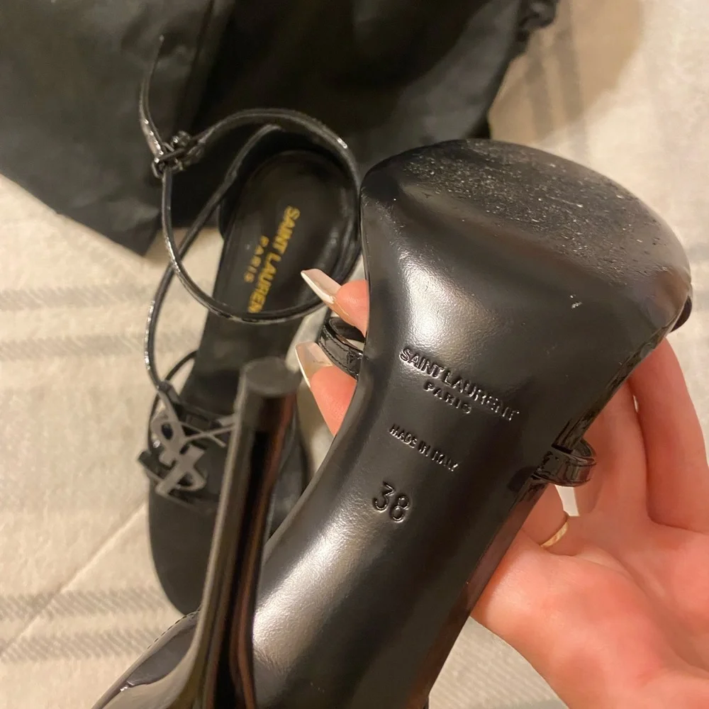 $1300 new from store - Yves saint laurent Cassandra heels black patent leather - Picture 4 of 12